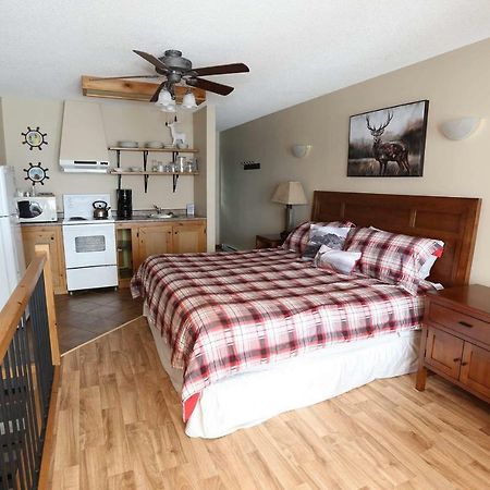 Hilton Beach Inn & Spa Thessalon 外观 照片